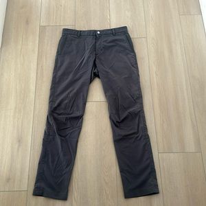 Nike Golf Modern Fit Golf Pants (color: Gray size: 32 x 32)